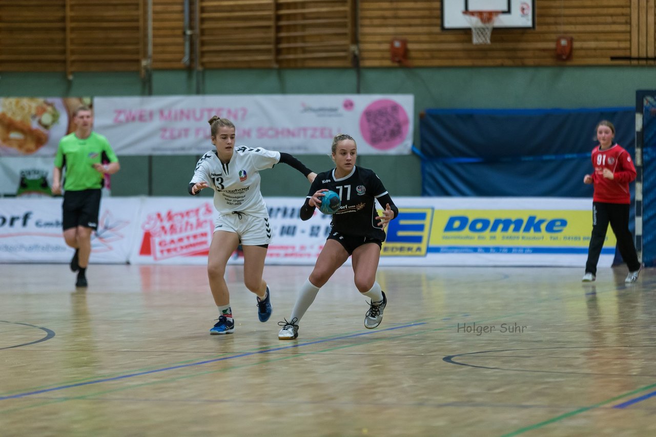 Bild 18 - C-Juniorinnen SVHU - HSD Wagrien : Ergebnis: 30:15